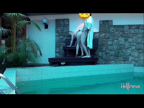❤️ Bos menjemput pembantu rumah ke kolam, tetapi tidak dapat menahan panas ❌ seks super pada kami ms.hentaibar-com.ru ❌